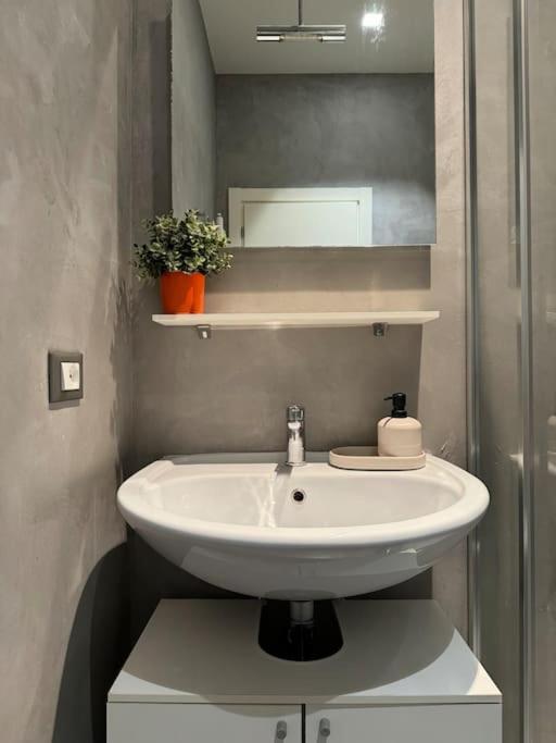 Monolocale Monteverdi Apartamento Florença